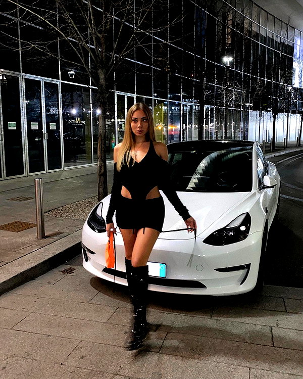 elymexx instagram image archive image