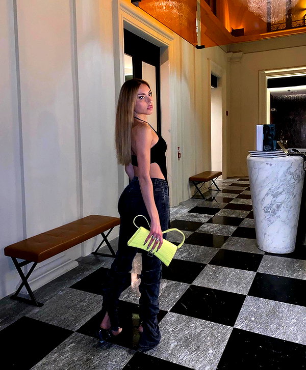 elymexx instagram image archive image