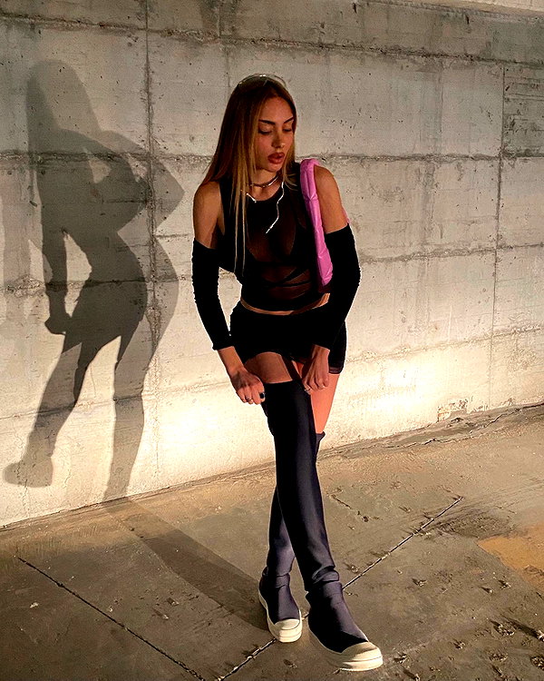 elymexx instagram image archive image