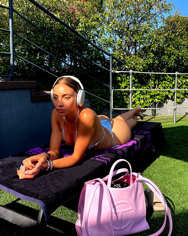 elymexx instagram image archive image