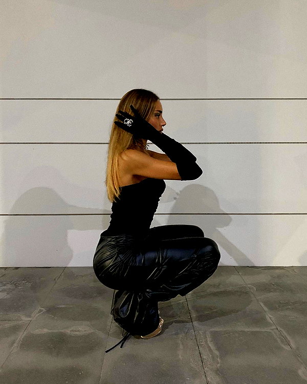 elymexx instagram image archive image