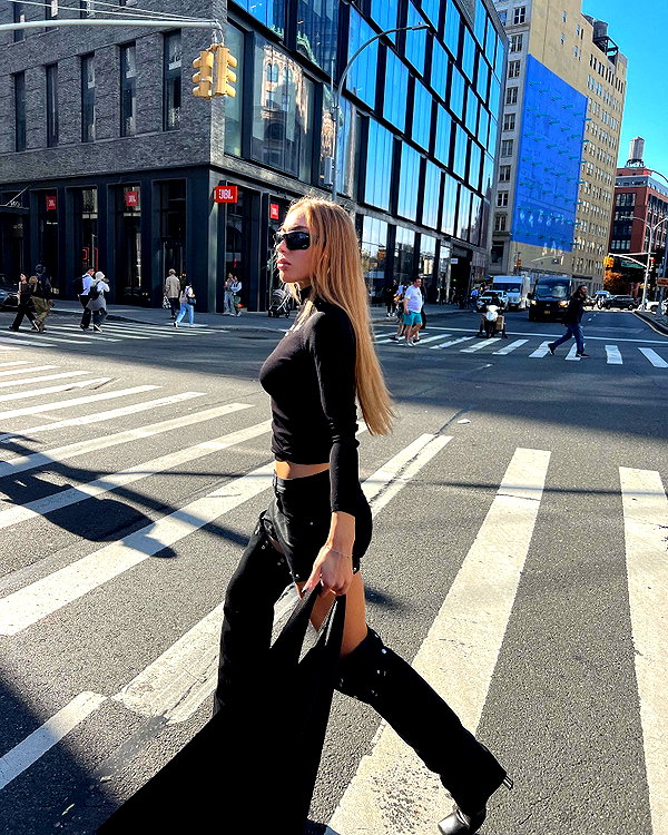 elymexx instagram image archive image