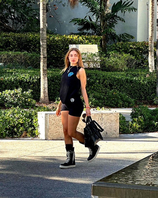 elymexx instagram image archive image