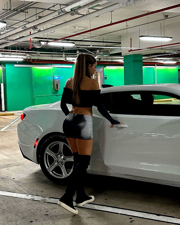 elymexx instagram image archive image