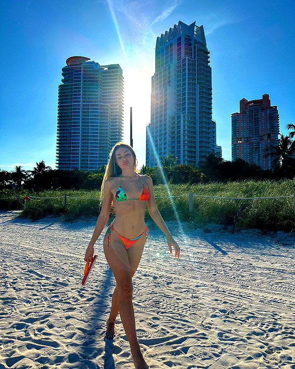 elymexx instagram image archive image