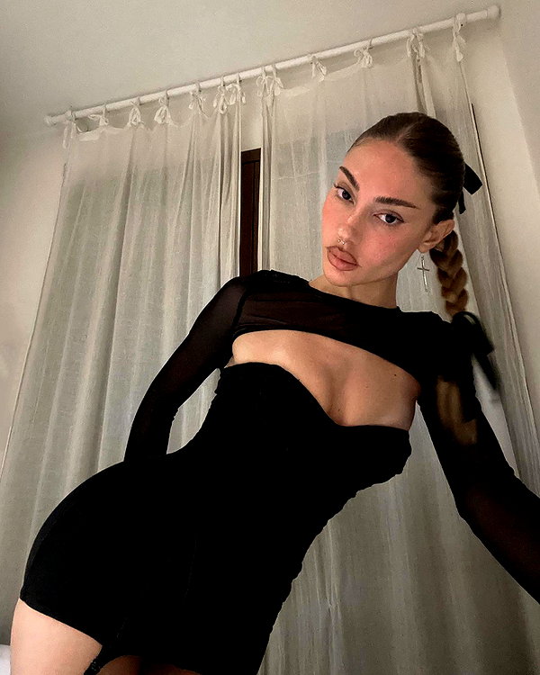 elymexx instagram image archive image