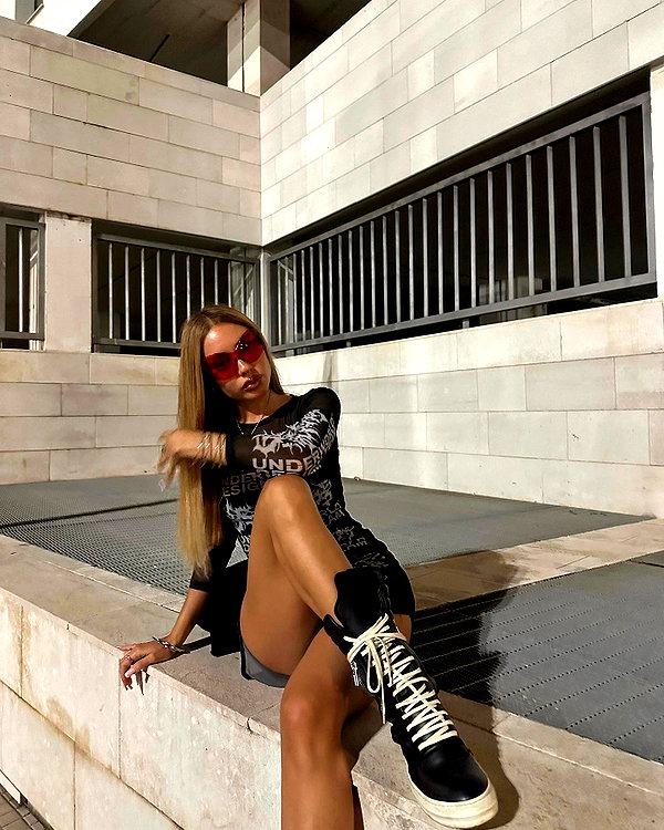 elymexx instagram image archive image
