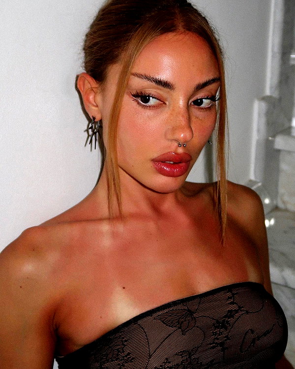 elymexx instagram image archive image