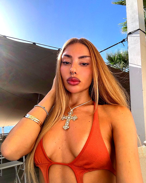 elymexx instagram image archive image
