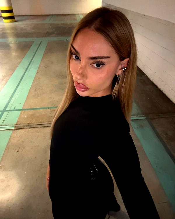 elymexx instagram image archive image
