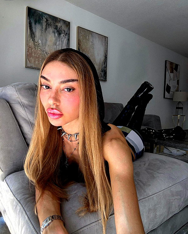 elymexx instagram image archive image
