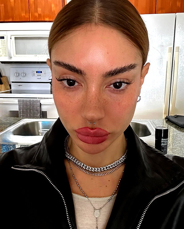 elymexx instagram image archive image