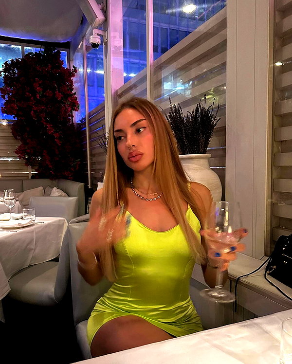 elymexx instagram image archive image