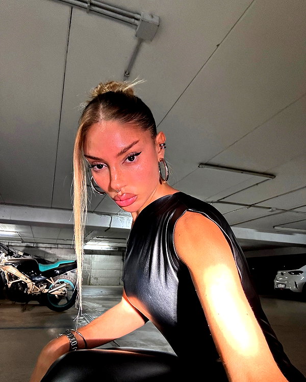 elymexx instagram image archive image