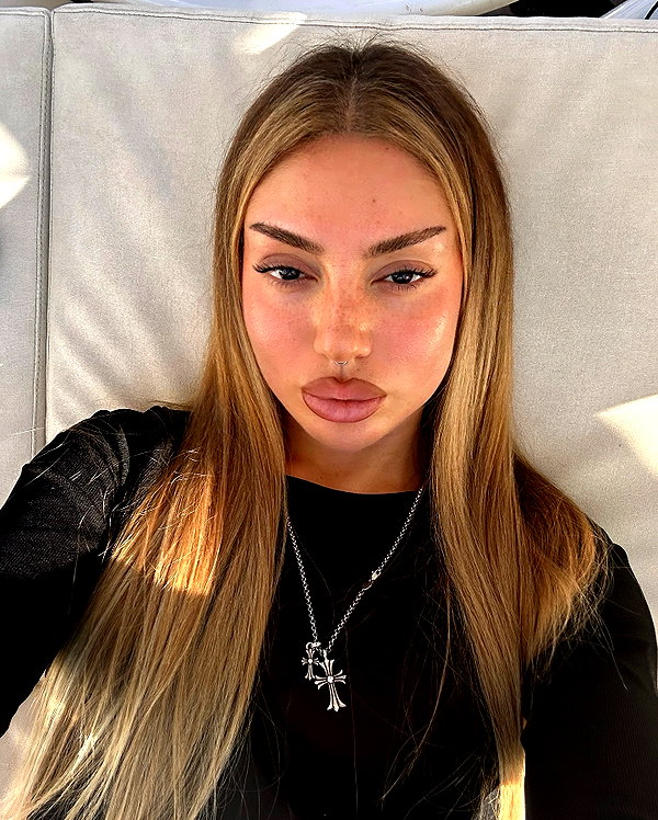 elymexx instagram image archive image