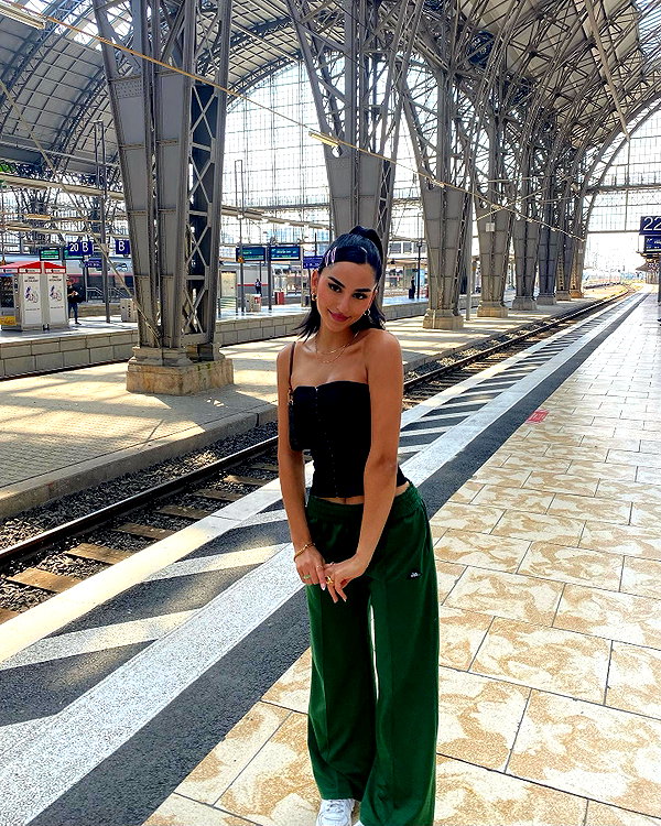emilia.nia instagram image archive image