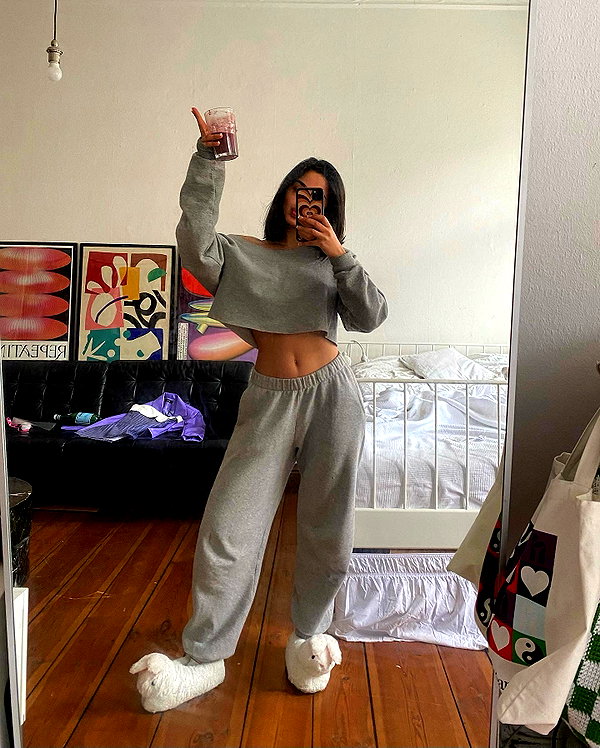 emilia.nia instagram image archive image