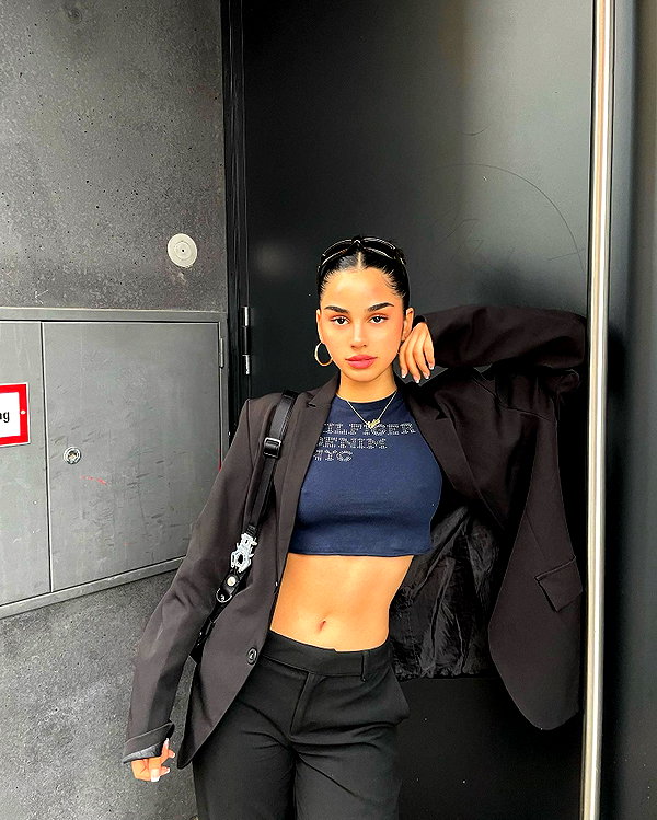emilia.nia instagram image archive image