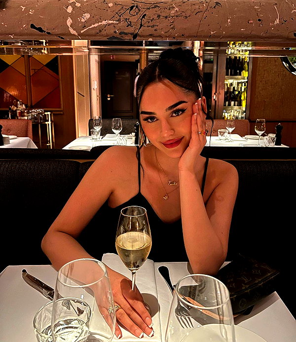 emilia.nia instagram image archive image