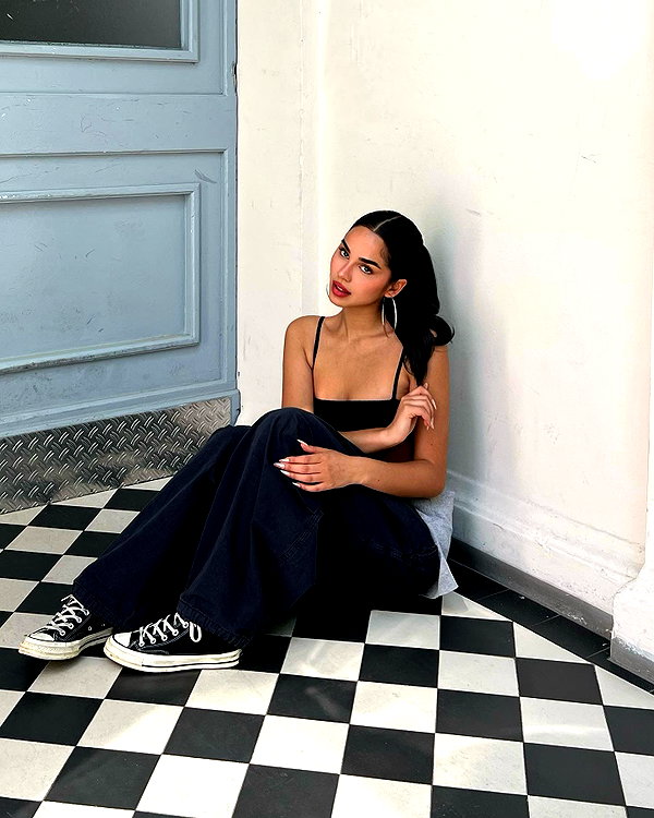 emilia.nia instagram image archive image