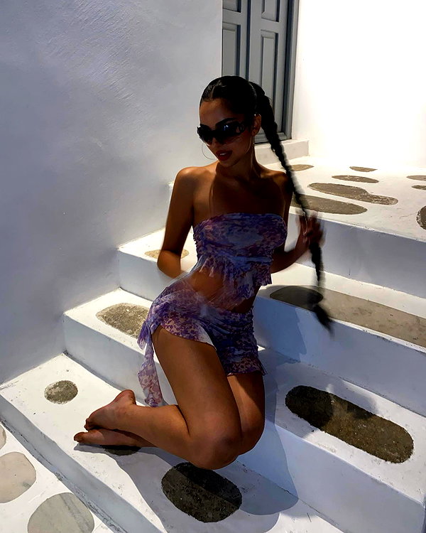 emilia.nia instagram image archive image