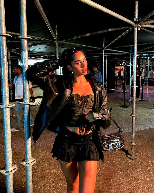 emilia.nia instagram image archive image
