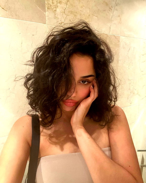 emilia.nia instagram image archive image