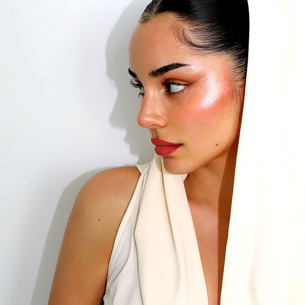emilia.nia instagram image archive image