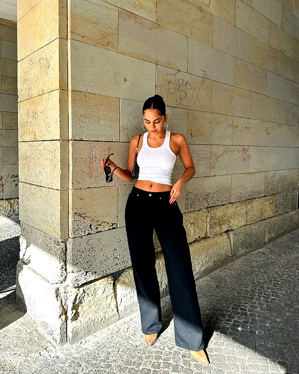 emilia.nia instagram image archive image