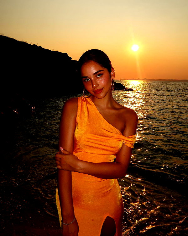 emilia.nia instagram image archive image