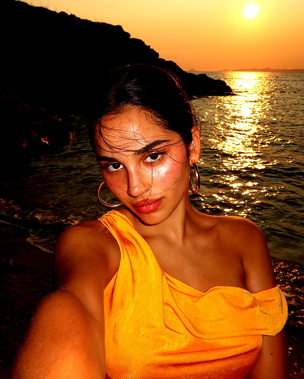 emilia.nia instagram image archive image