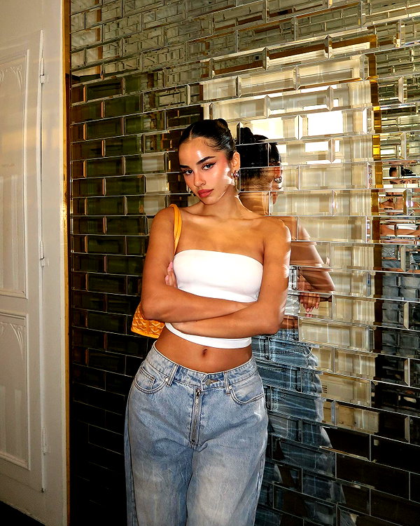 emilia.nia instagram image archive image