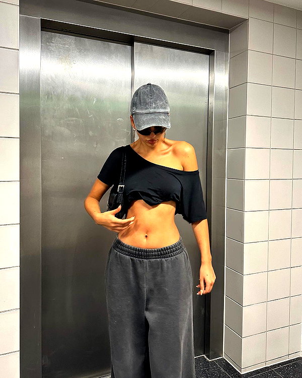 emilia.nia instagram image archive image