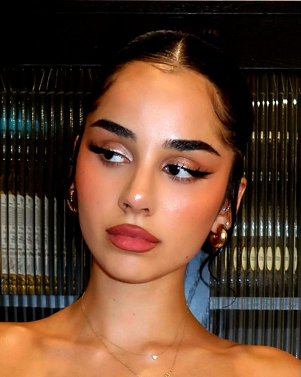 emilia.nia instagram image archive image