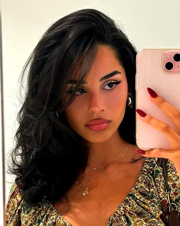 emilia.nia instagram image archive image