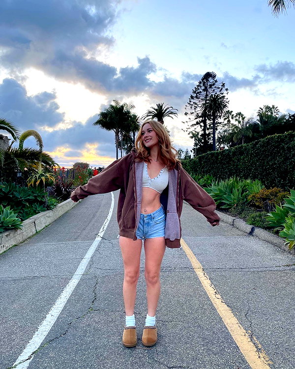 emilytupperr instagram image archive image