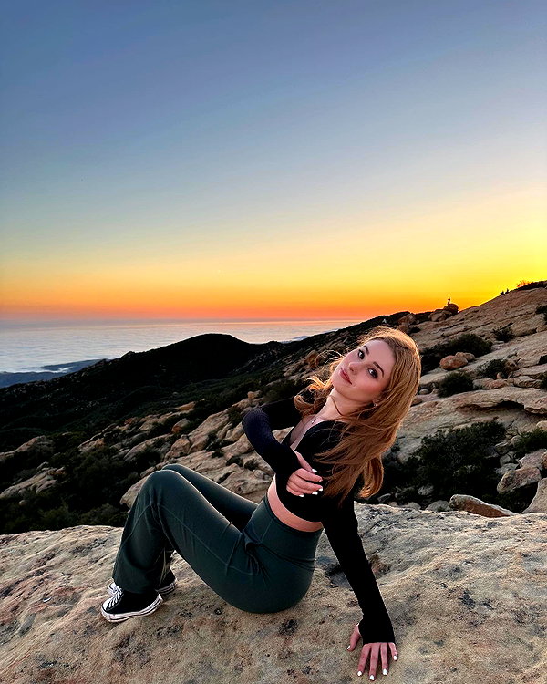 emilytupperr instagram image archive image
