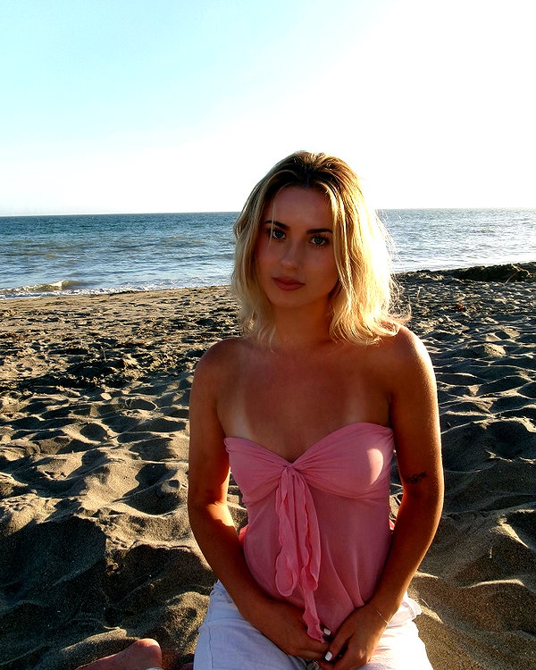 emilytupperr instagram image archive image