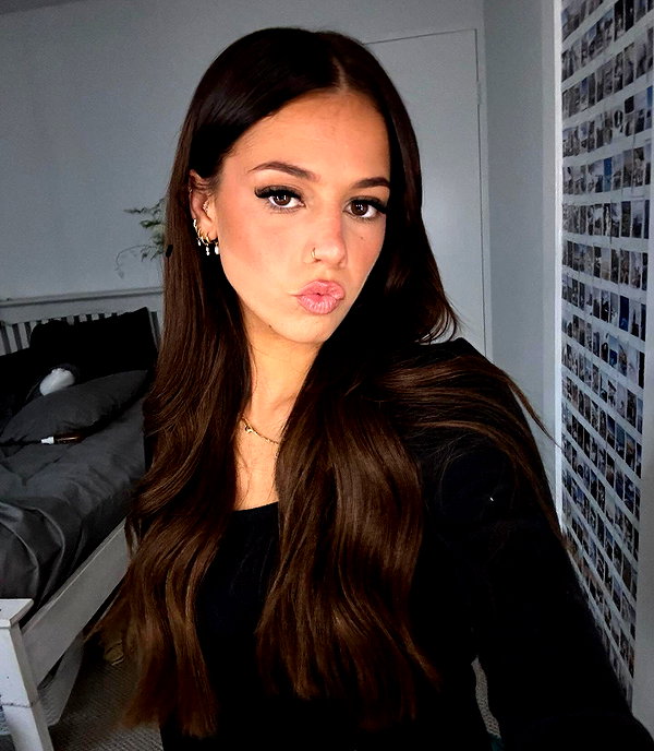 emilyymcwilliam instagram image archive image