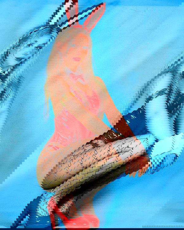 emxllouise2 image ~ Altpins