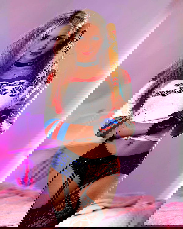 emxllouise2 image ~ Altpins