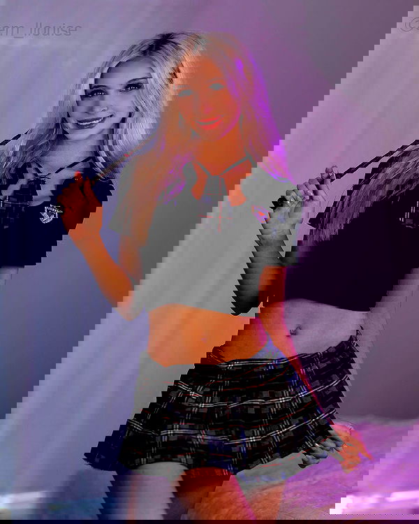 emxllouise2 image ~ Altpins