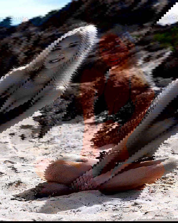 emxllouise2 image ~ Altpins