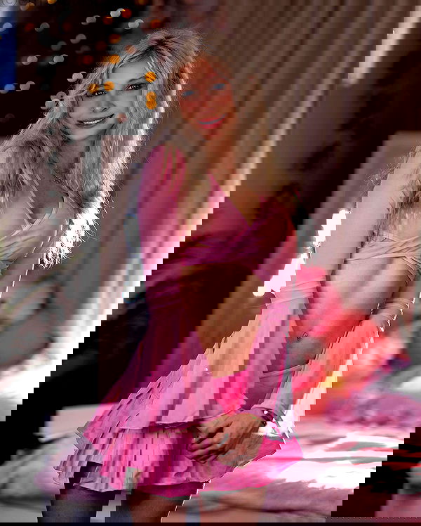 emxllouise2 image ~ Altpins