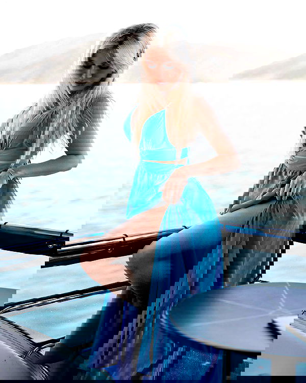 emxllouise2 image ~ Altpins