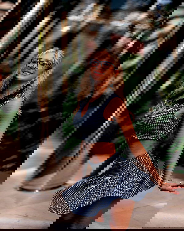 emxllouise2 image ~ Altpins