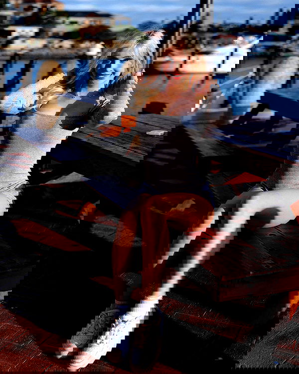 emxllouise2 image ~ Altpins