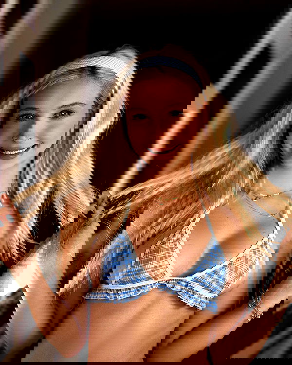 emxllouise2 image ~ Altpins