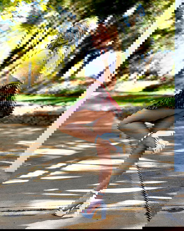 emxllouise2 image ~ Altpins