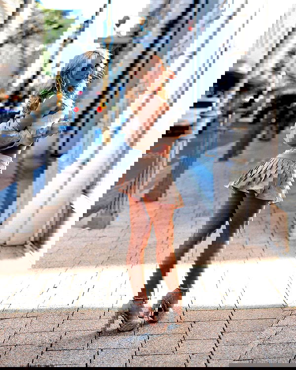 emxllouise2 image ~ Altpins